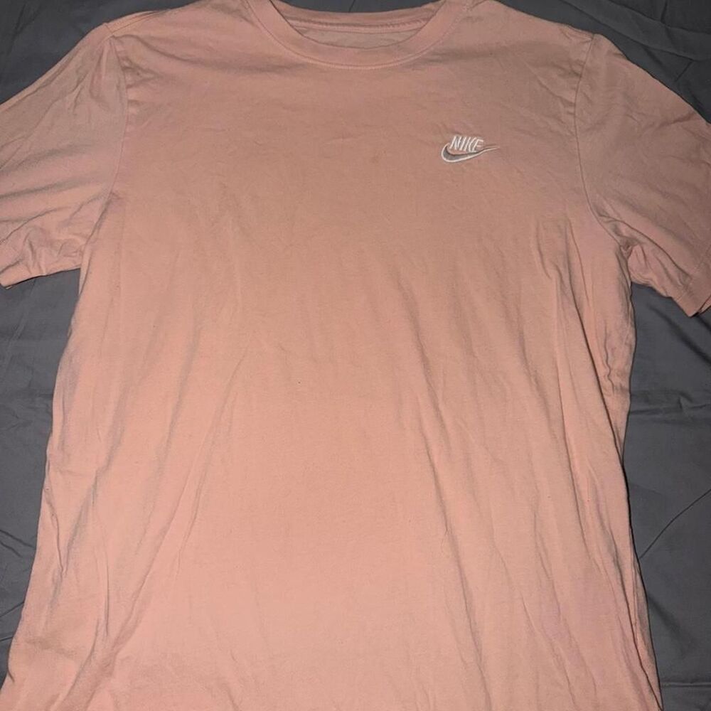 Nike men’s Pink and Orange T-shirt